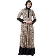 Casual dress with leopard print Casual dress with leopard print